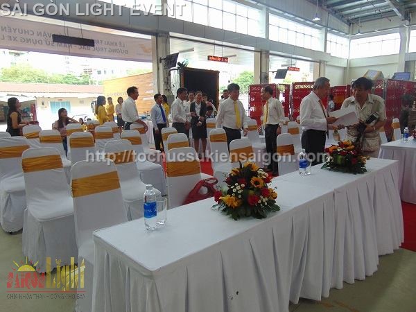 Tổ chức khai trương chuyên nghiệp