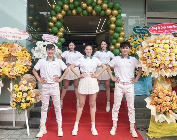 cho thu&ecirc; vũ đo&agrave;n biểu diễn mở m&agrave;n tất ni&ecirc;n, t&acirc;n ni&ecirc;n, tiệc gala dinner, tiệc c&ocirc;ng ty, tiệc văn ph&ograve;ng, tiệc doanh nghiệp,...