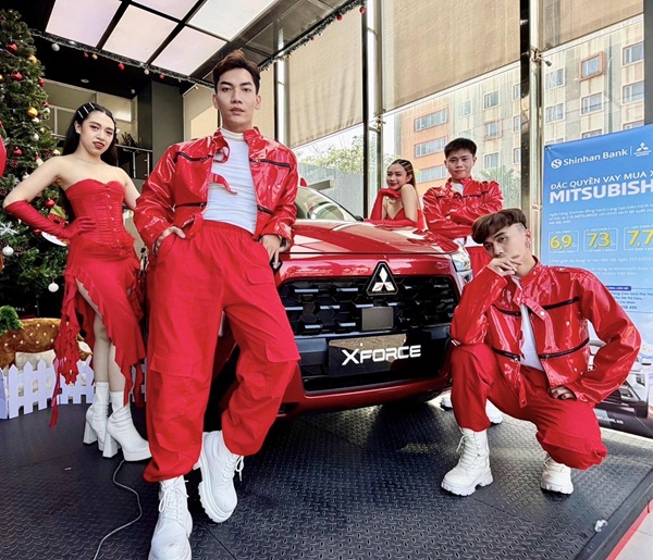 cho thu&ecirc; vũ đo&agrave;n biểu diễn mở m&agrave;n tất ni&ecirc;n, t&acirc;n ni&ecirc;n, tiệc gala dinner, tiệc c&ocirc;ng ty, tiệc văn ph&ograve;ng, tiệc doanh nghiệp,...