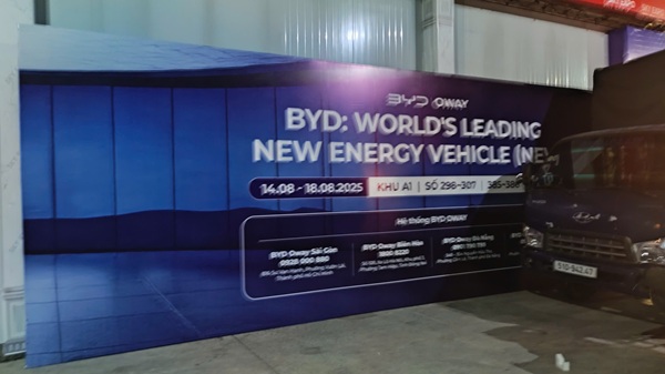 Cung cấp thiết bị cho gian hàng của BYD Oway tại triển lãm Vietbuild 2025