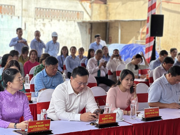Lễ khởi công xây dựng trường mầm non 4  Lễ khởi công xây dựng trường mầm non 4