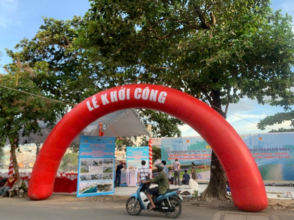 Tổ chức Lễ khởi công Dự án Nạo vét, xây dựng hạ tầng, cải tạo môi trường bờ Bắc Kênh Đôi Quận 8