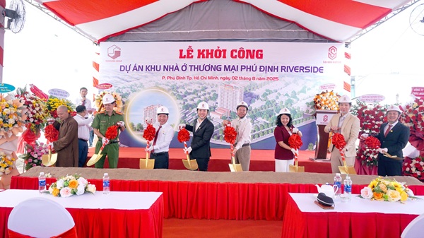 Tổ chức lễ khởi công dự án Khu nhà ở thương mại Phú Định Riverside