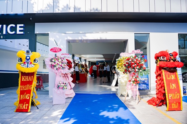 Đồng hành tổ chức buổi lễ Khai trương Showroom 3S VFXANH Thủ Đức