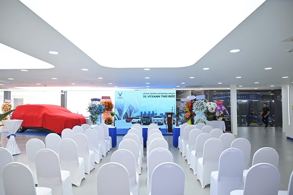 Đồng hành tổ chức buổi lễ Khai trương Showroom 3S VFXANH Thủ Đức