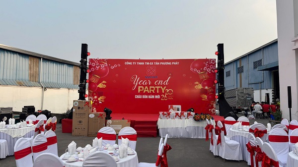 tiec-tat-nien-cong-ty-nam-2026-01