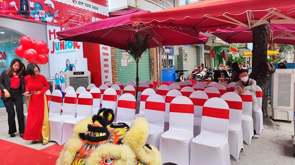 Cho thuê thiết bị tổ chức lễ khai trương