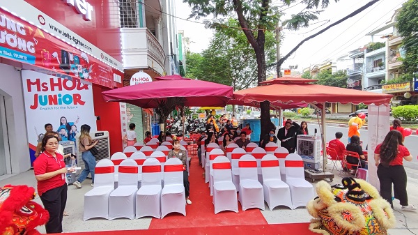 Cho thuê thiết bị tổ chức lễ khai trương